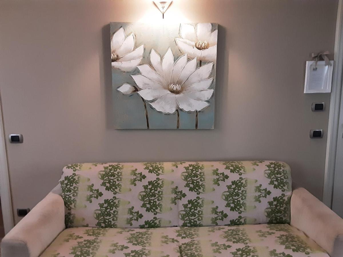 Corte Delle Rose Voghera Phòng bức ảnh
