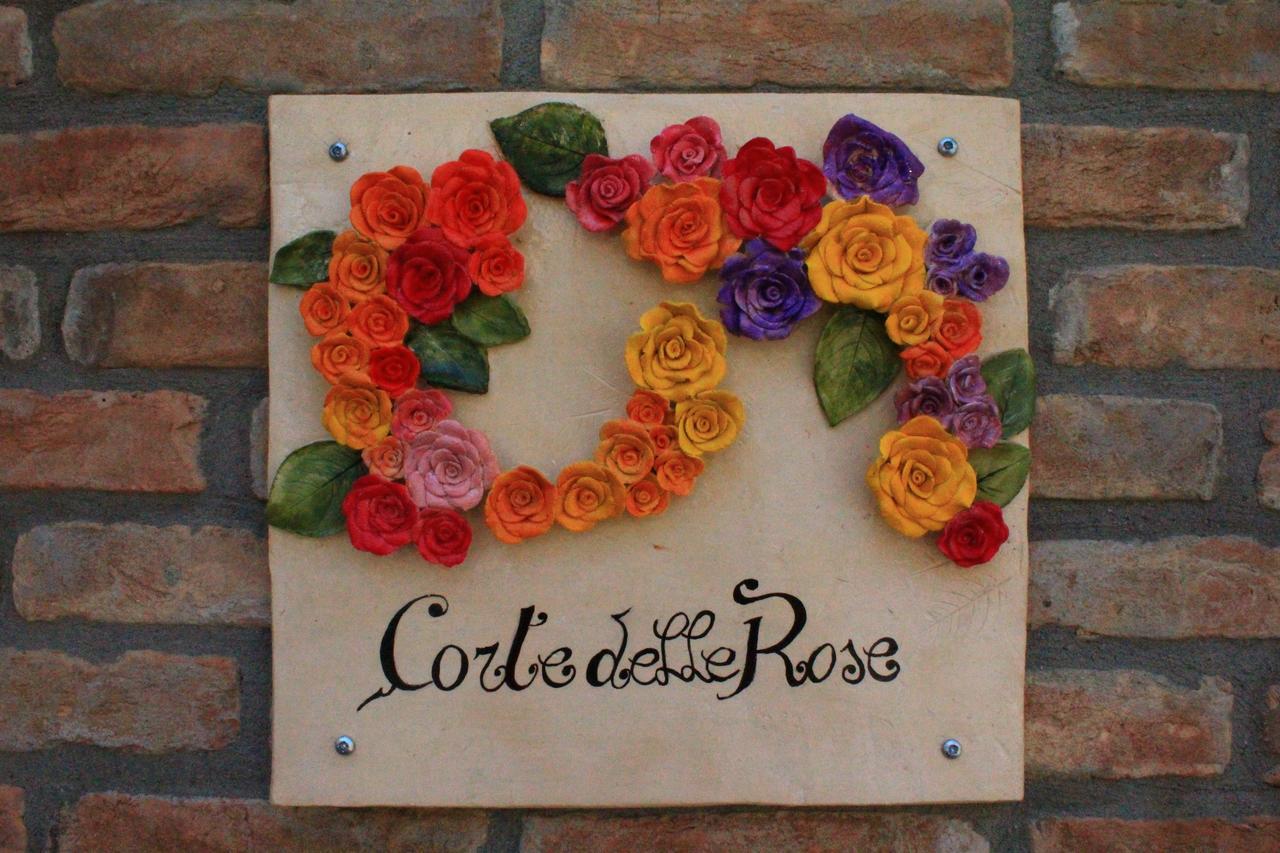 Corte Delle Rose Voghera Ngoại thất bức ảnh